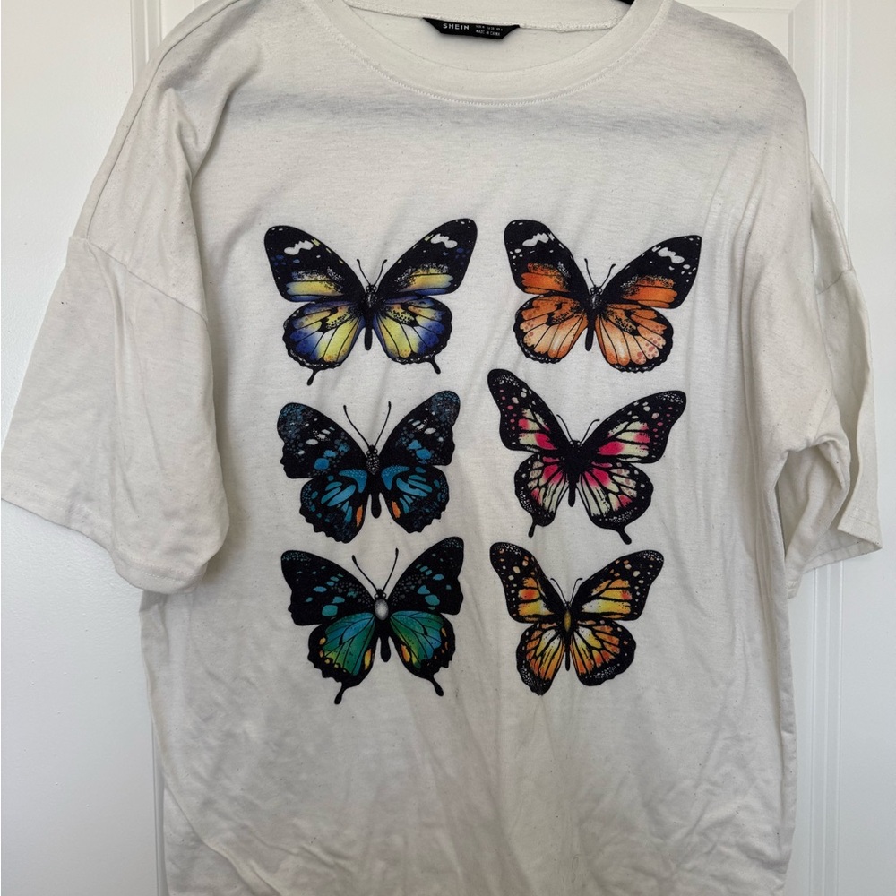 SHEIN Classic White Tee